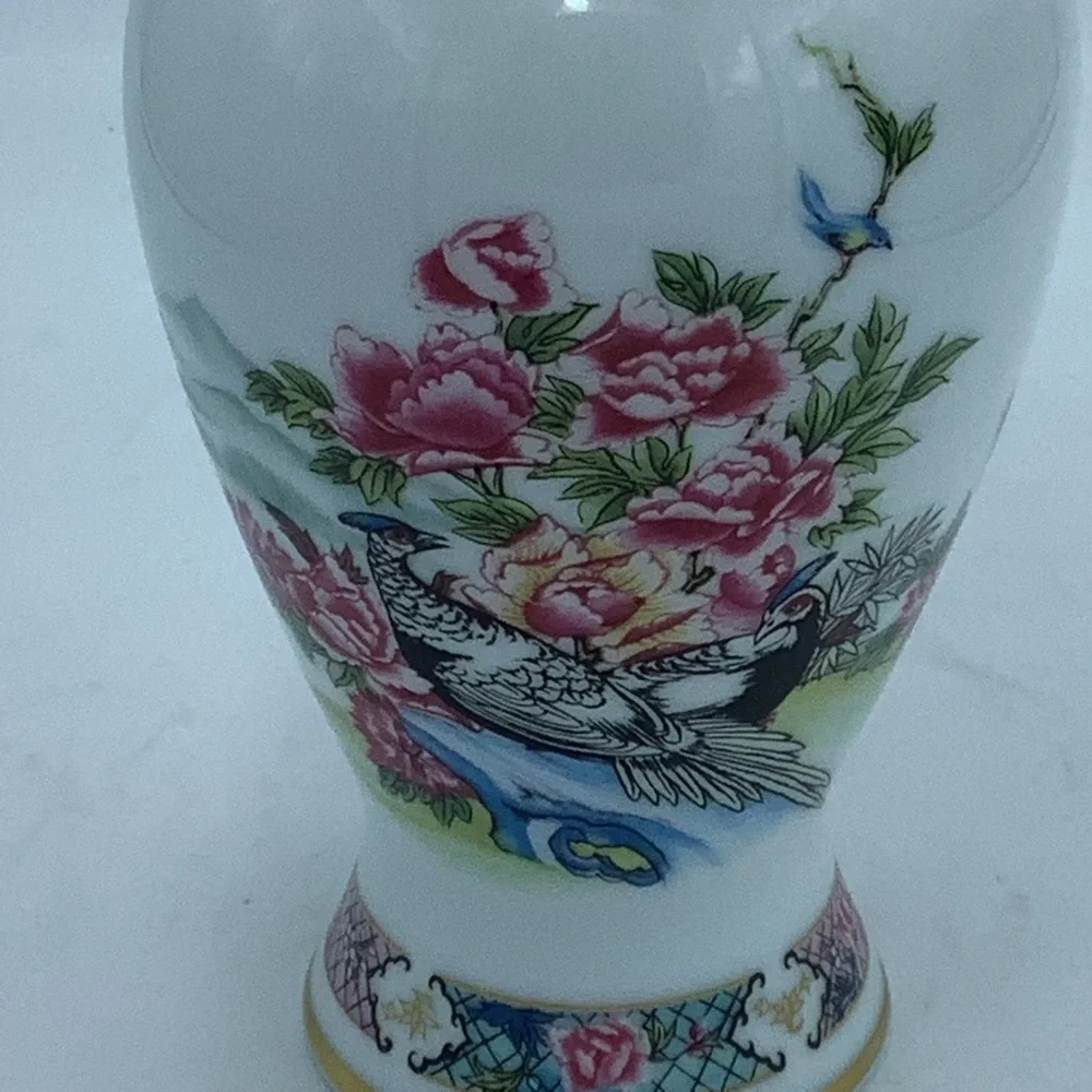 Lenox The Martha Washington Vase